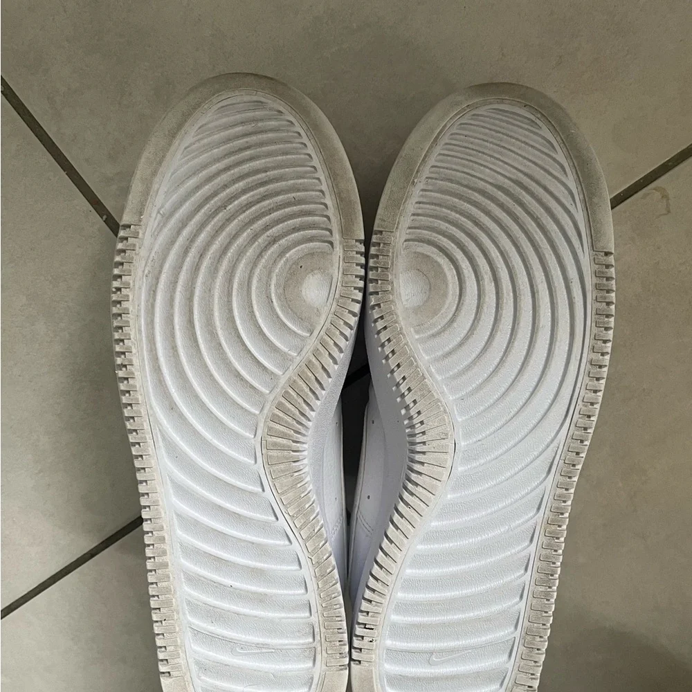 Nike Women's Court Vision Alta Shoes - Picture 8 of 16